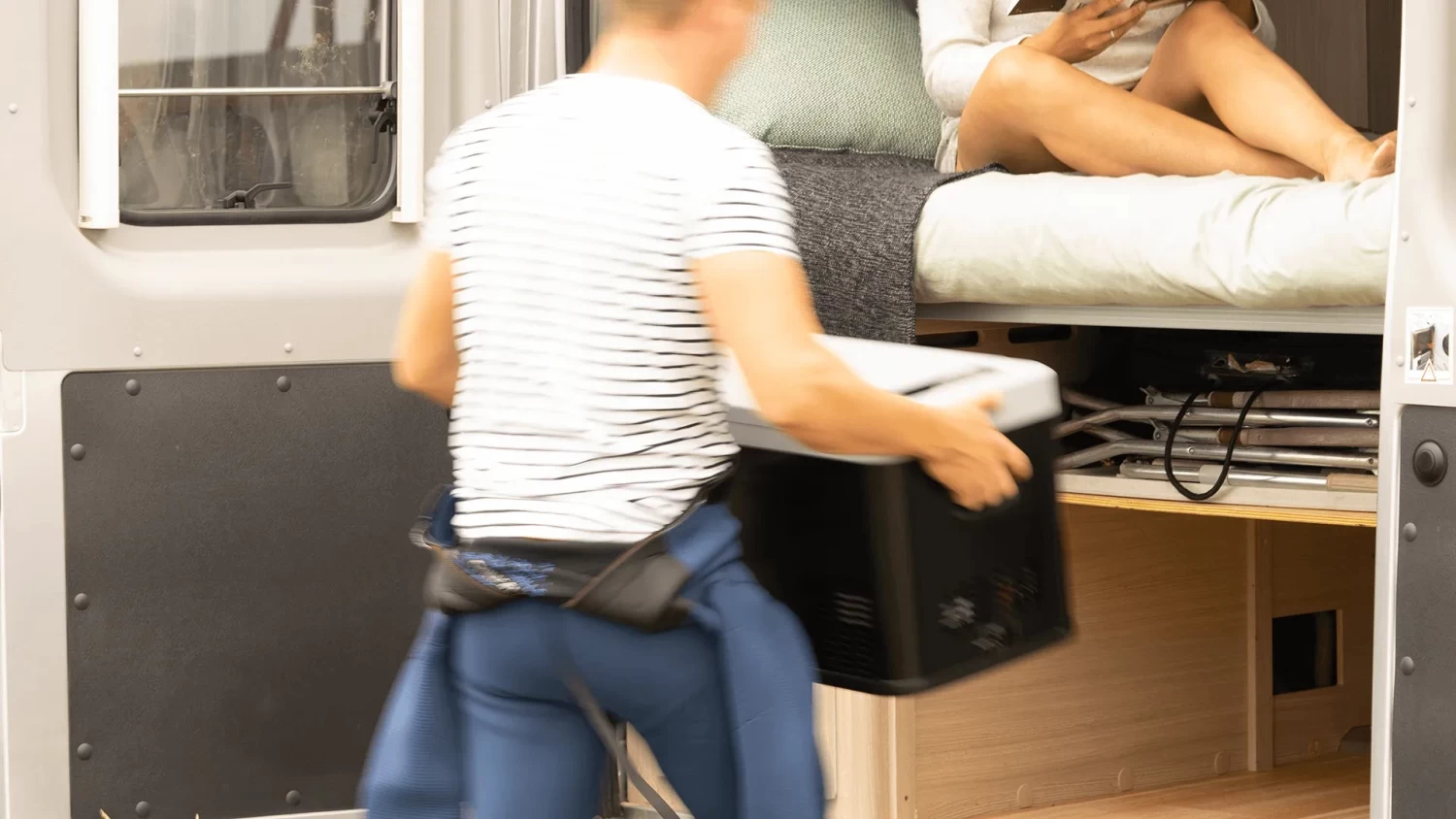 Mestic MAC-40 3 Way Camping Fridge 4 Mestic MAC-40 3 Way Camping Fridge - Image 2