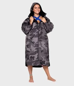 Dryrobe Advance Long Sleeve Black Camouflage - RECYCLED -Outdoor Camping Store Black Camo 5 2024x2024 42e2a54e 6856 4958 8ebc 9fa877e77ae3