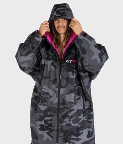 Dryrobe Advance Long Sleeve Black Camouflage Pink - RECYCLED -Outdoor Camping Store Black Camo Pink 2 2024x2024 2e5df990 5527 4341 afd9 7fa86771b542