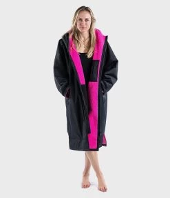 Dryrobe Advance Long Sleeve BLACK PINK - RECYCLED -Outdoor Camping Store Black Pink 3 2024x2024 e60c0d02 ae13 44ed 90cf 658f6b003b4a