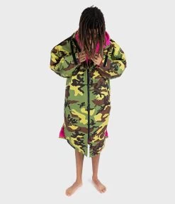 Dryrobe Advance Long Sleeve Camouflage Pink - RECYCLED -Outdoor Camping Store Camo Pink 3 2024x2024 1e5f514c 8da6 44f8 82c9 a203c92bcc6e